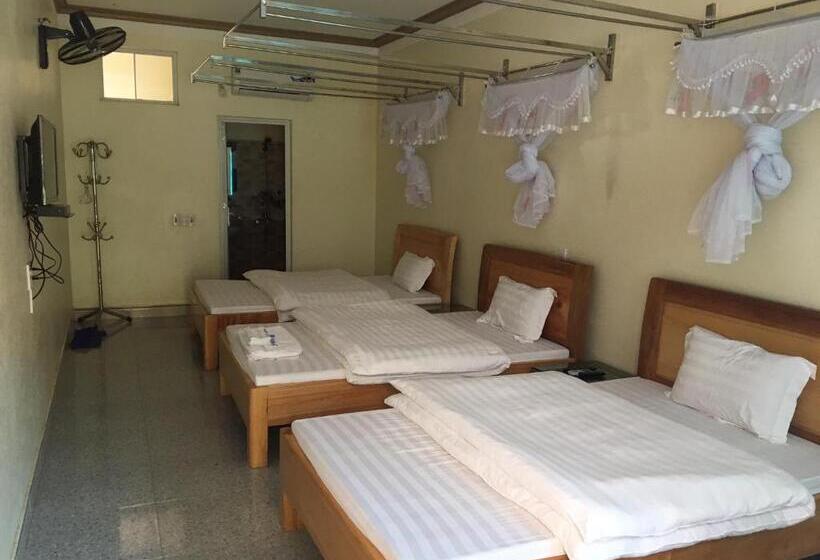 اتاق استاندارد سه نفره, Nhà Nghỉ Moon 2