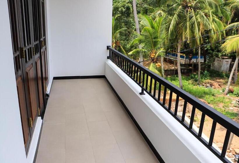 バルコニー付きデラックスルーム, Welcome Inn Mirissa