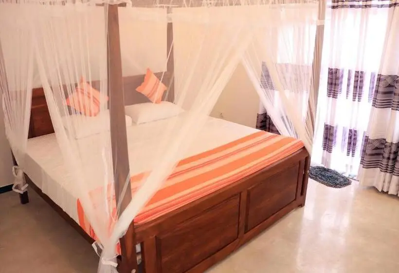 اتاق لوکس با بالکن, Welcome Inn Mirissa