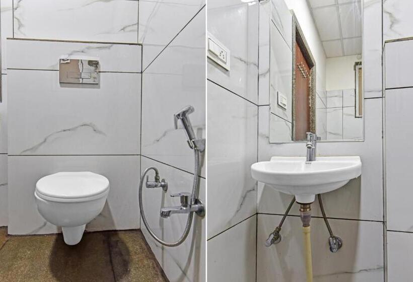 اتاق کلاسیک سه تخته, Collection O 70296 Hotel Sarover