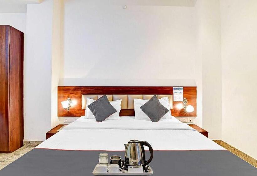 اتاق کلاسیک سه تخته, Collection O 70296 Hotel Sarover