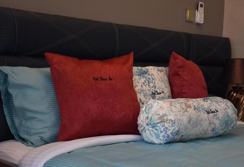 اتاق لوکس, Pent House Inn Namugongo