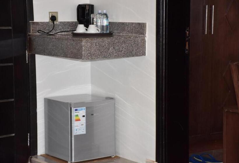 اتاق لوکس, Pent House Inn Namugongo