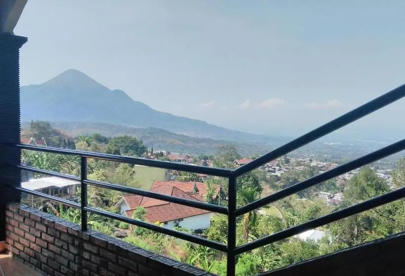 Quarto Estandar Vista Montanha, Villa Raung Indah Tretes
