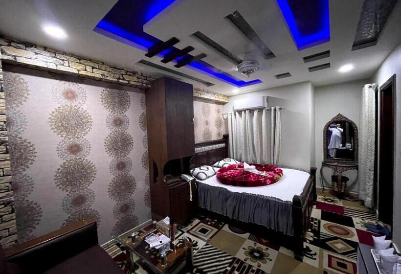 اتاق اکونومی, Metro Hotel Quetta