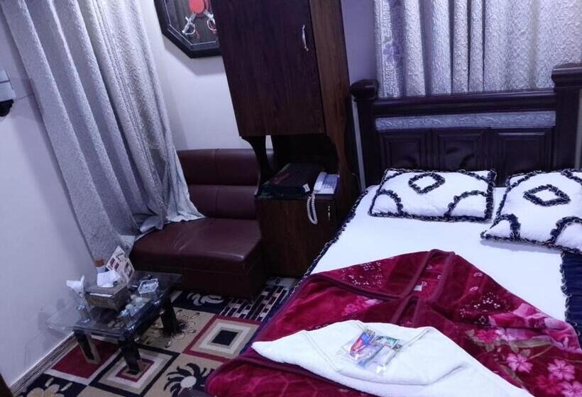اتاق اکونومی, Metro Hotel Quetta