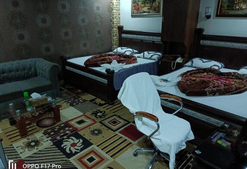 اتاق لوکس, Metro Hotel Quetta