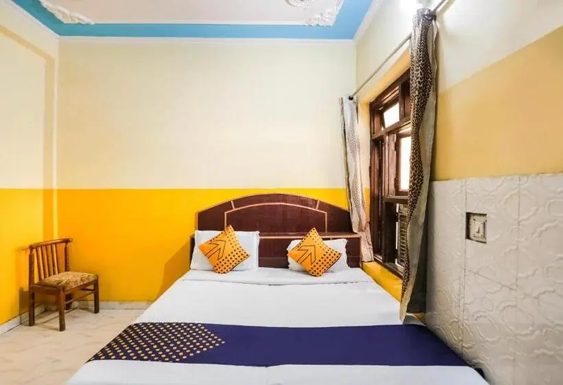トリプルクラシックルーム, Oyo Shri Neelkanth Hotel & Restaurant