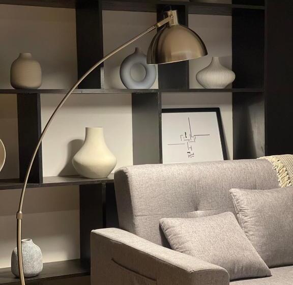 إستديو عائلى, Bedsment 2nd Floor