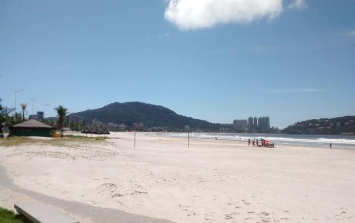 家庭间, Casa Próximo Da Praia