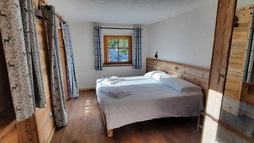 اتاق استاندارد سه نفره, Le Chalet Du Paradis