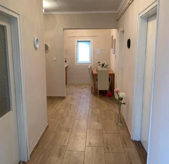 스탠다드 룸 공동 욕실, Leander House