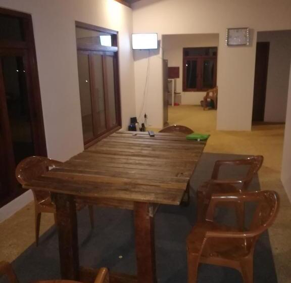 منزل 3 غرف نوم, Rahangala Edge