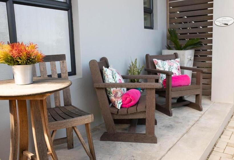 חדר סטנדרט, Stay At Friends Economic Rooms