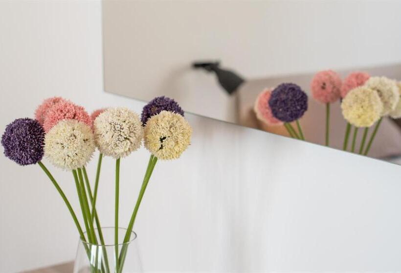 带1个卧室带泳池的公寓, Dimora Villa Ada