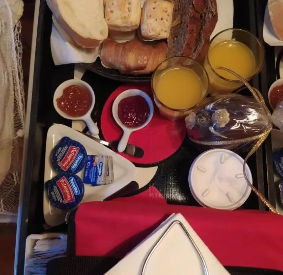 スイート, Al Rio Suites