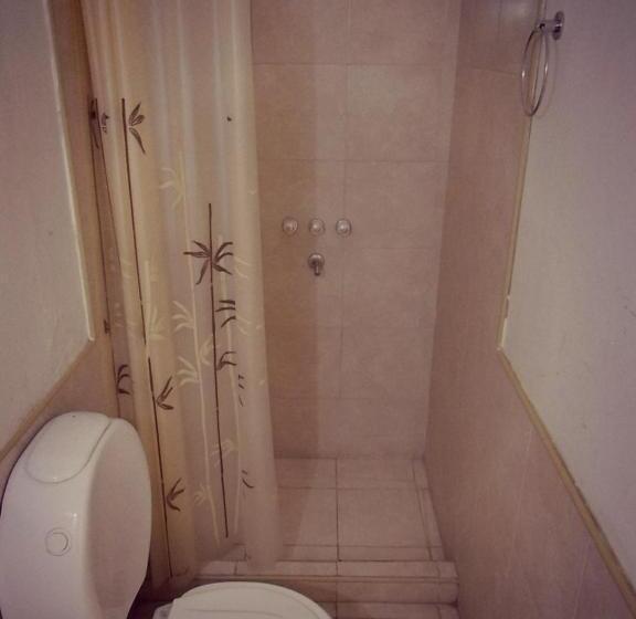 غرفة إقتصادية, Gran Hotel Colón