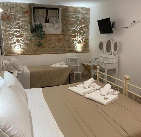 Номер Стандарт Трехместный, B&b I Giardini