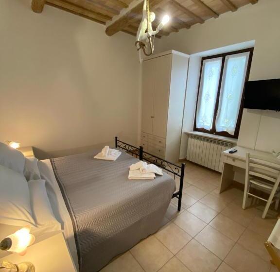 חדר סטנדרט חדר אמבטיה משותף, B&b I Giardini