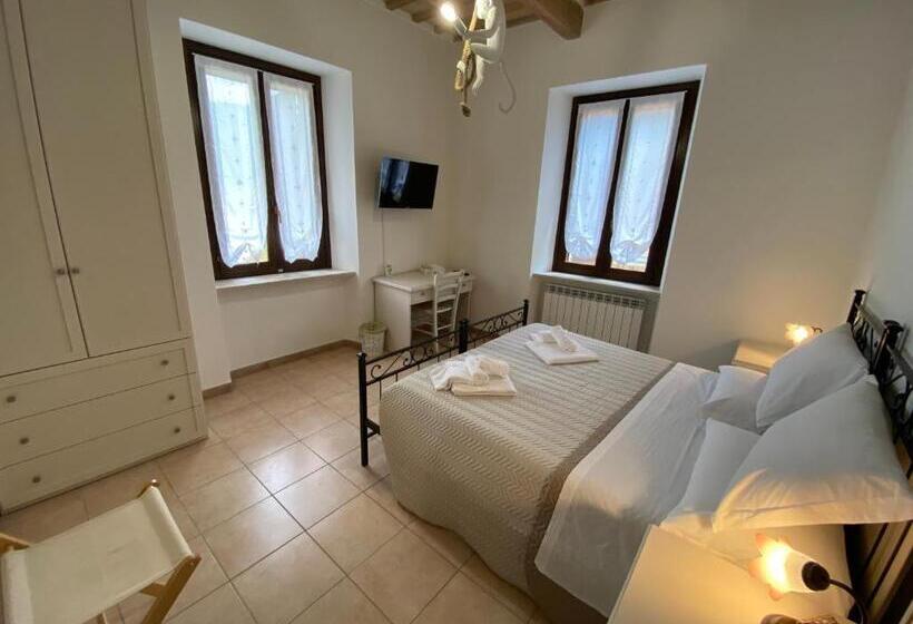 חדר סטנדרט חדר אמבטיה משותף, B&b I Giardini