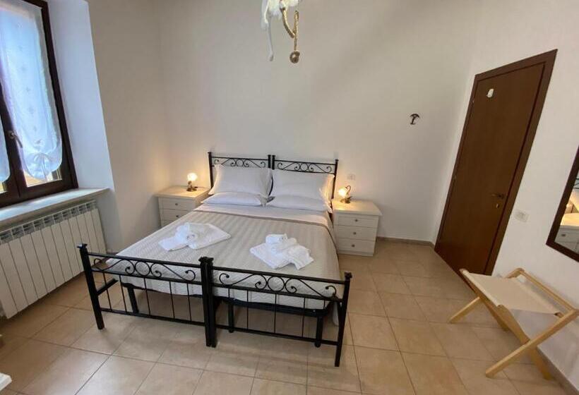 חדר סטנדרט חדר אמבטיה משותף, B&b I Giardini