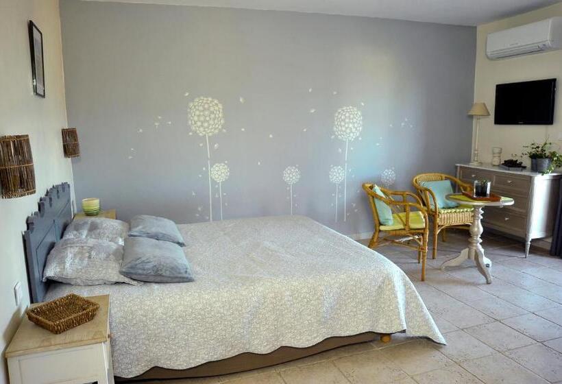 Номер Стандарт с Террасой, Bed And Breakfast La Maison De Nathalie