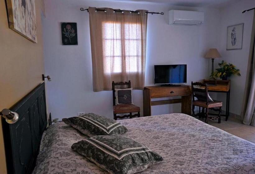 Номер Стандарт с Террасой, Bed And Breakfast La Maison De Nathalie