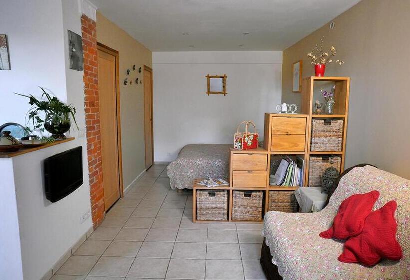 Номер Стандарт, Bed And Breakfast La Maison De Nathalie