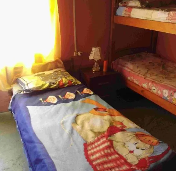 Vuode Makuusalissa, Hostel Lo De Milton