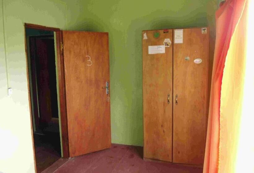 标准间, Hostel Lo De Milton