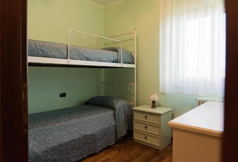 スタンダード４人部屋, Agriturismo Il Crinale