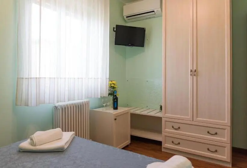 スタンダード４人部屋, Agriturismo Il Crinale