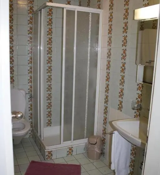 スタンダード４人部屋, Albergo Stazione