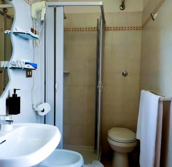 اتاق لوکس سه تخته, Il Boschetto