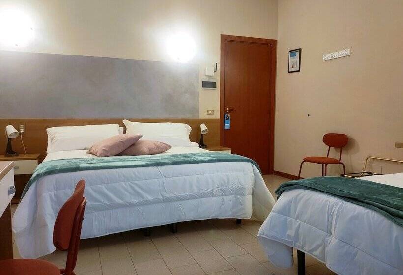 اتاق لوکس سه تخته, Il Boschetto