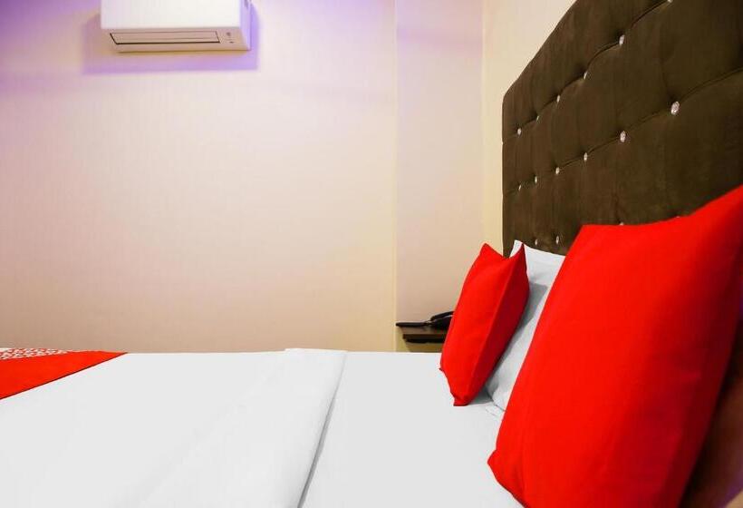 חדר קלאסי לשלושה, Oyo Flagship Dr Plaza