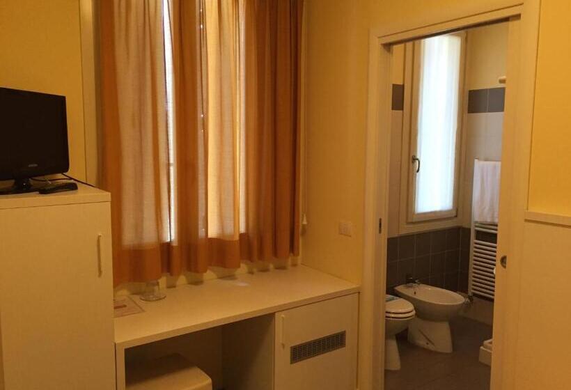 スタンダードシングルルーム, Soresina