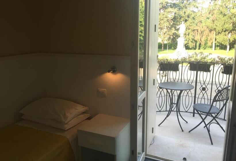 バルコニー付きシングルスタンダードルーム, Soresina