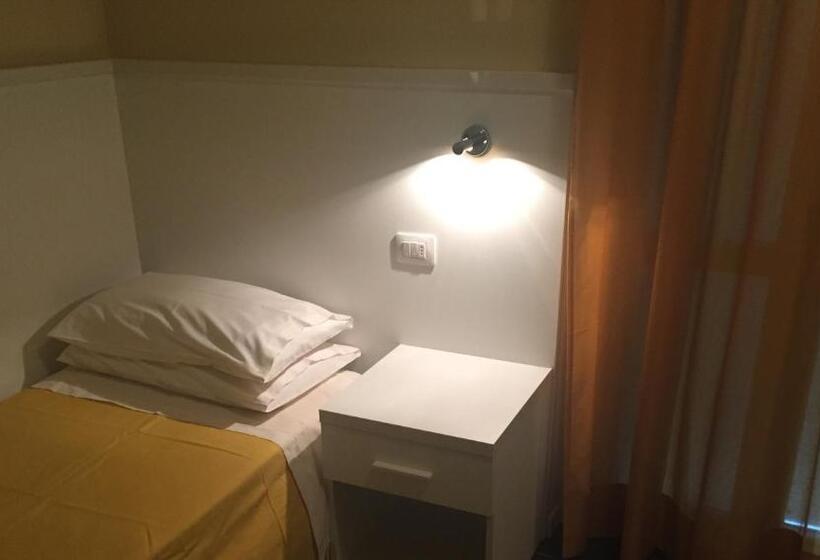 バルコニー付きシングルスタンダードルーム, Soresina