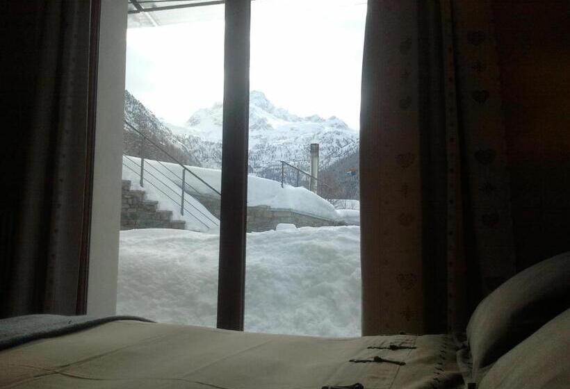 اتاق استاندارد با چشم‌انداز کوهستان, La Niche B&b