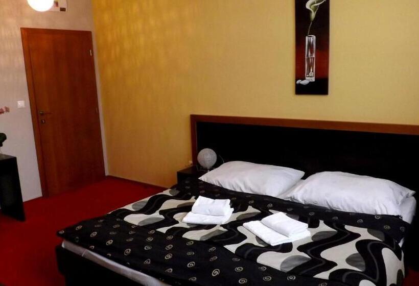 豪华房间, Guest House Penzión Fortuna