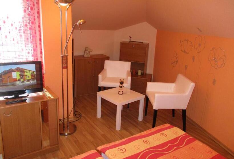 غرفة قياسية رباعية, Penzion U Mikulinců