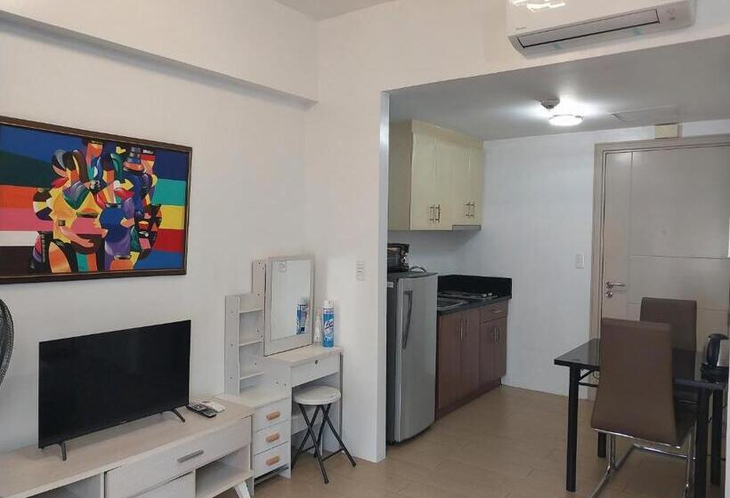 Standard Studio, Alps At 150 Newport Blvd Condominum Near T3