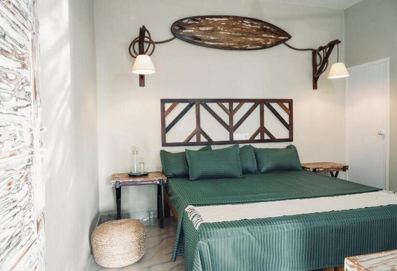 Camera Standard Vista Mare, Point Break Varkala