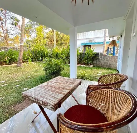 Quarto standart vista jardim, Point Break Varkala