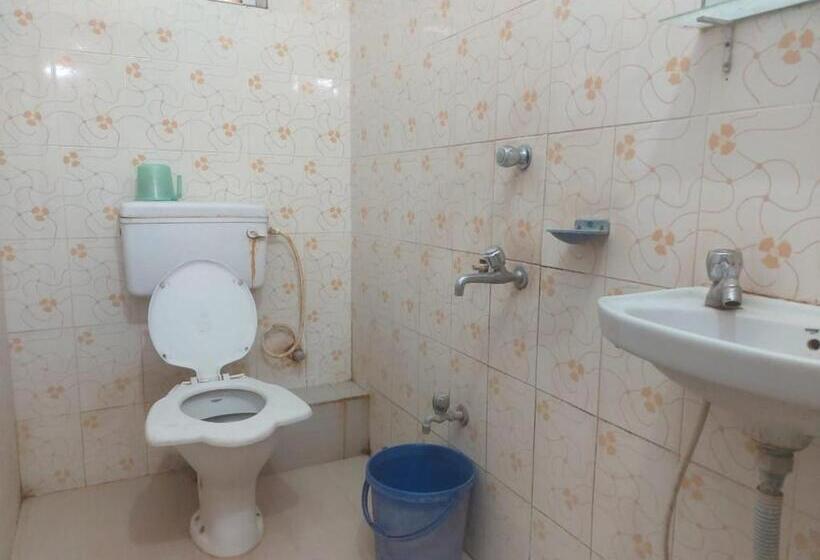 デラックスの４人部屋, Goroomgo Bidisha 2 Digha   Excellent Stay With Family, Parking Facilities