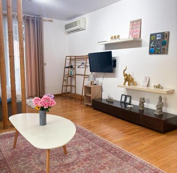 침실 1개 아파트, Budget Retreat Tirana & Studios