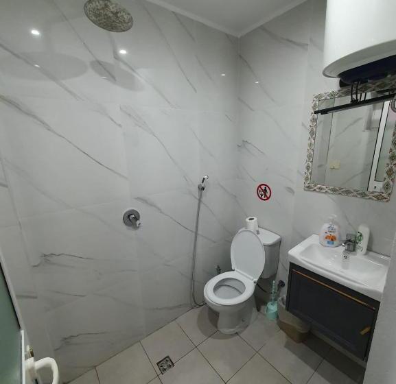 스탠다드 룸, Budget Retreat Tirana & Studios