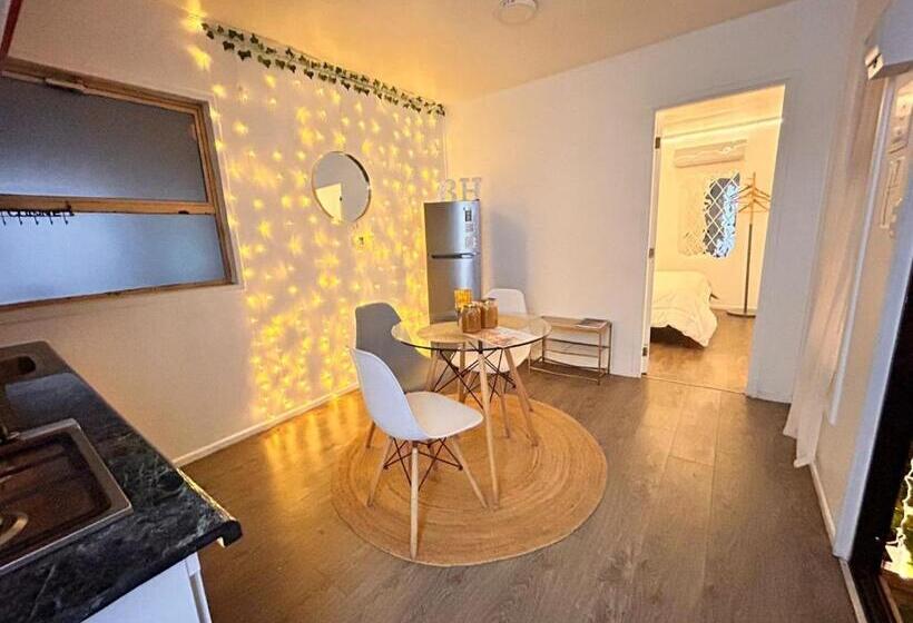 منزل غرفة نوم واحدة, Alojamiento En Villa Alemana Golden House Con Opción A Uso De Jacuzzi