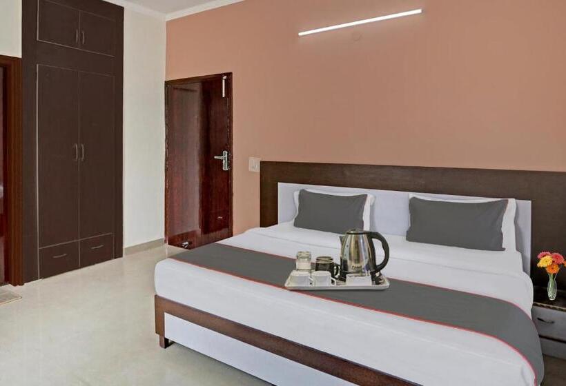 Habitació Triple Clàssica, Flagship Rajvanshi Palace